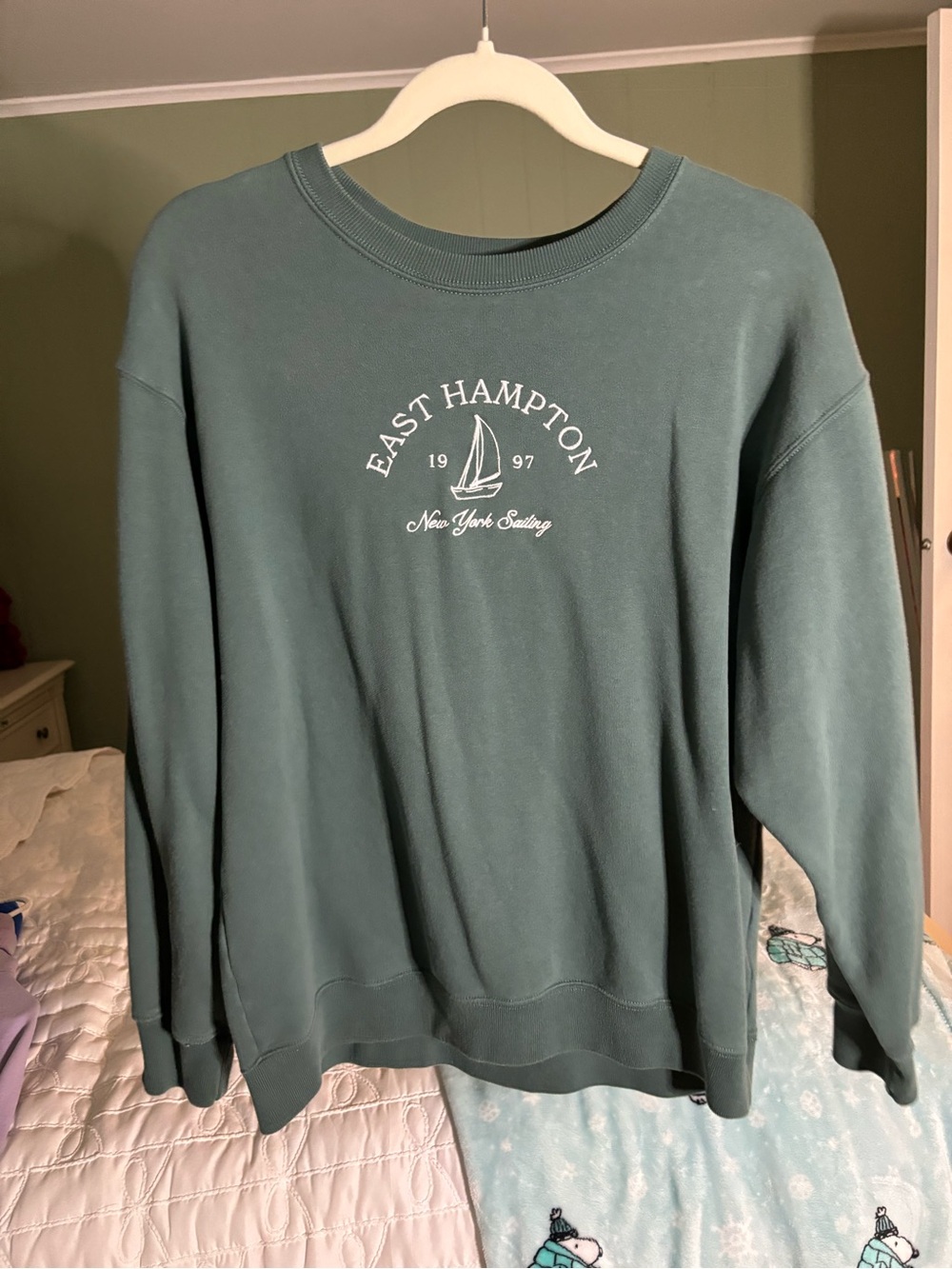 Hollister east hampton crewneck
